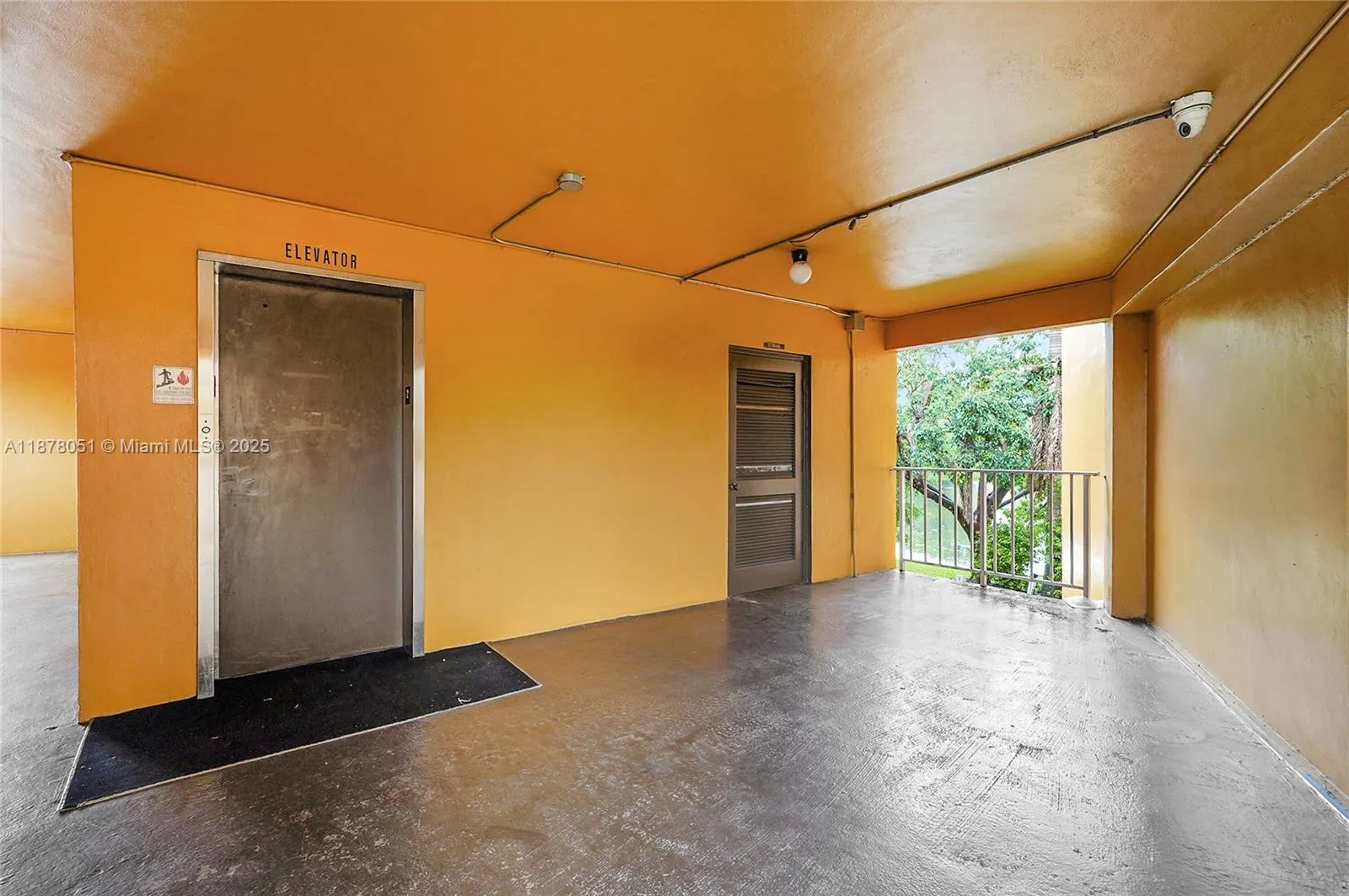 5320 NW 11th St, #205