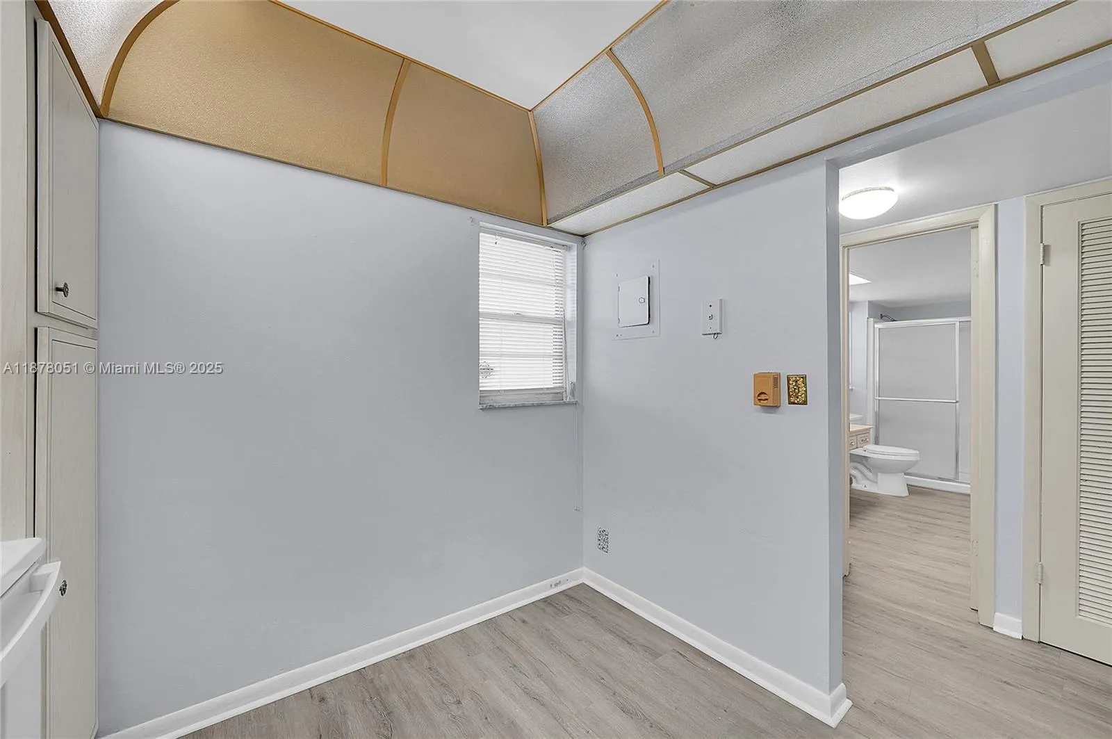 5320 NW 11th St, #205
