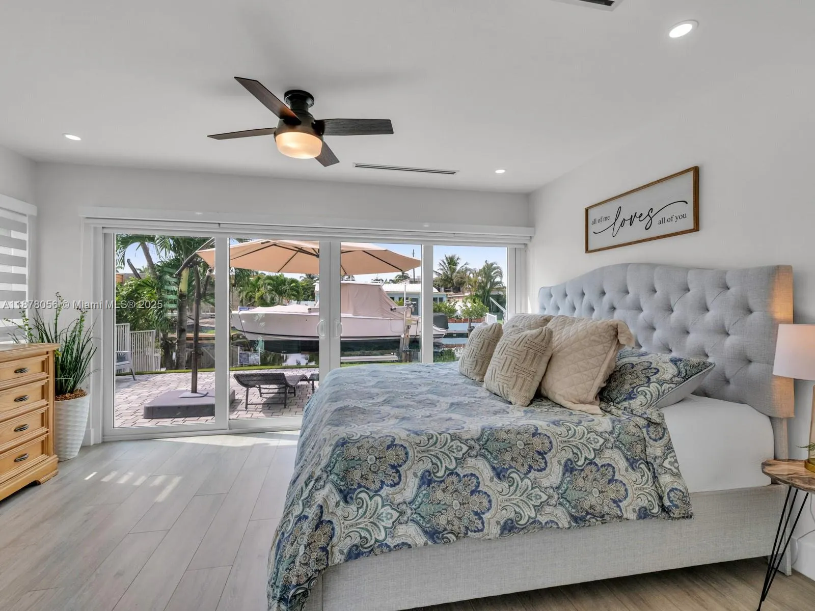 1206 Mango Isle
