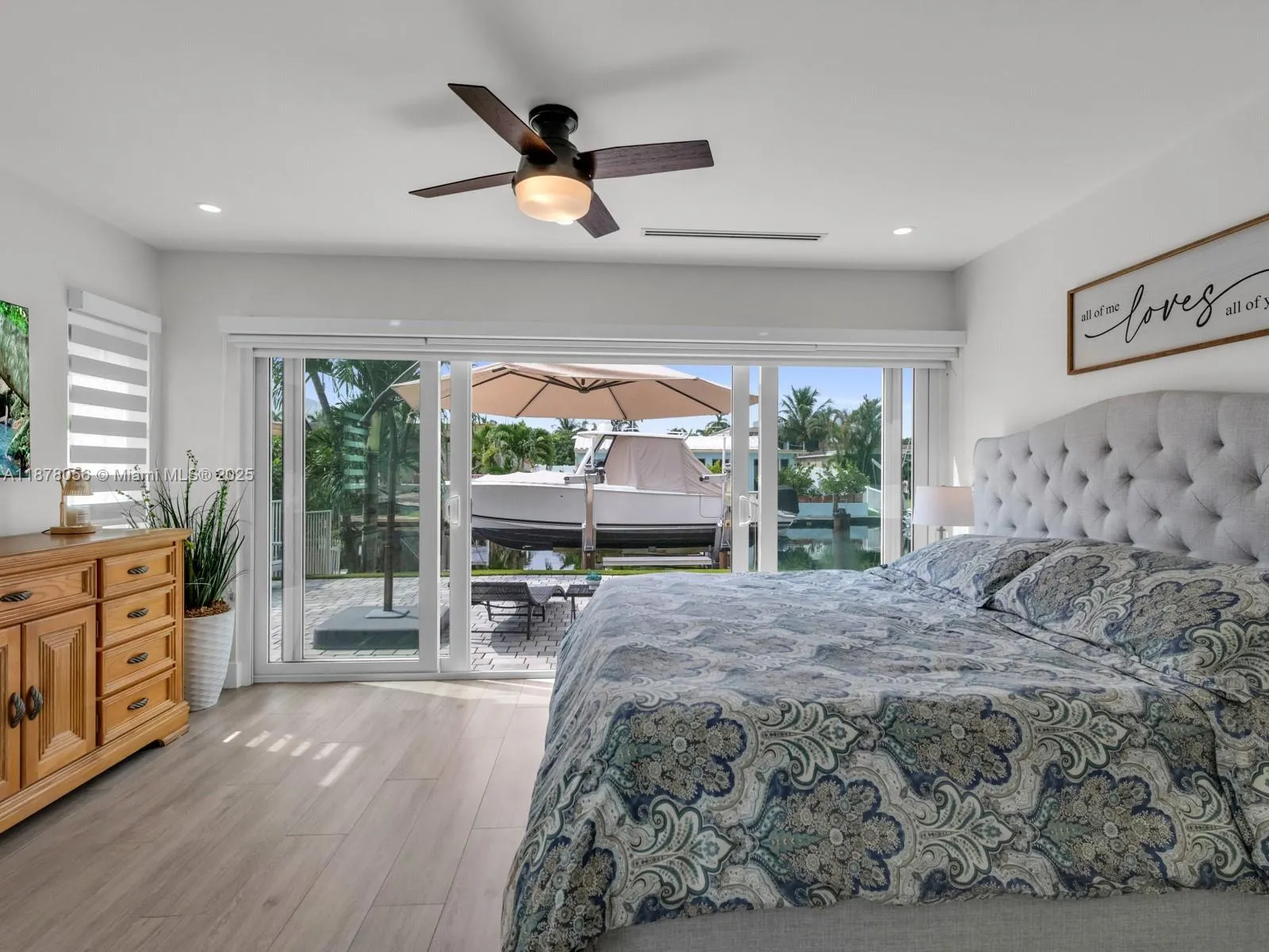 1206 Mango Isle