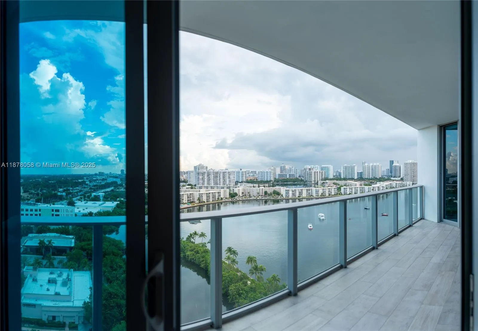 17301 Biscayne Blvd, #1706