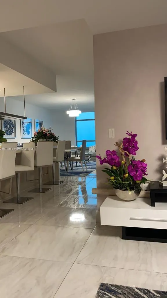 17301 Biscayne Blvd, #1706
