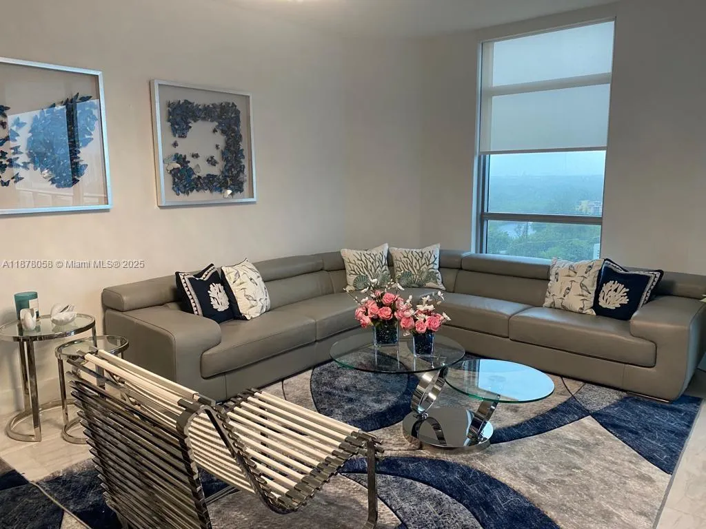 17301 Biscayne Blvd, #1706