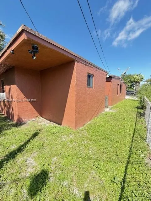 2246 Service Rd