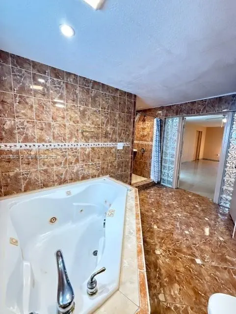 2246 Service Rd