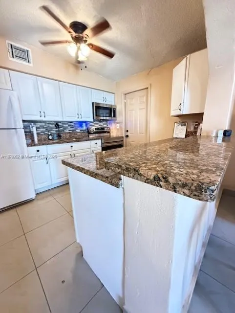 2246 Service Rd