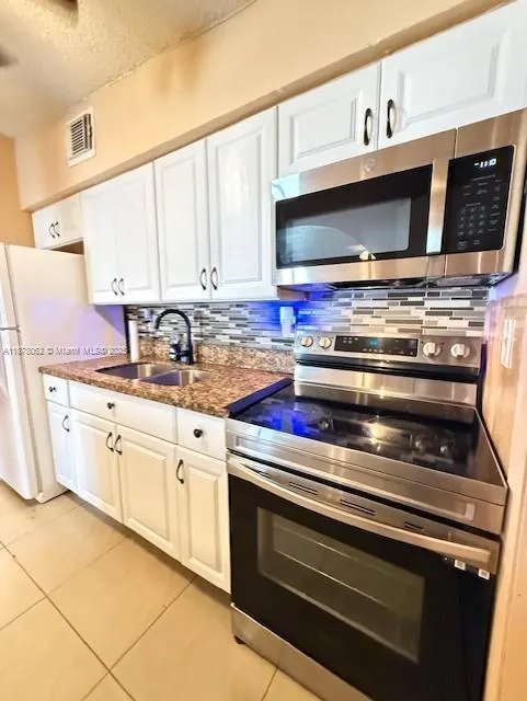 2246 Service Rd