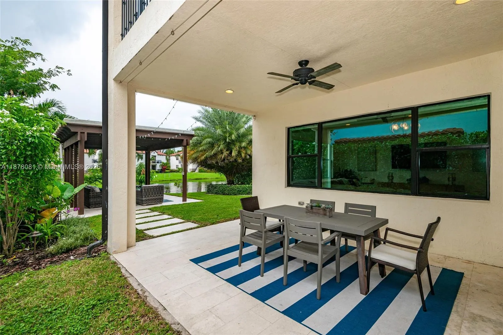 11816 SW 13th Ct