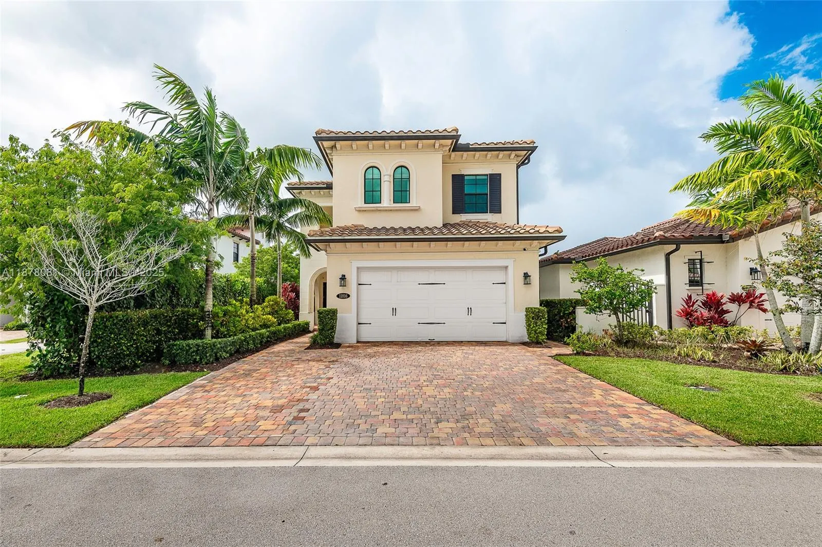 11816 SW 13th Ct