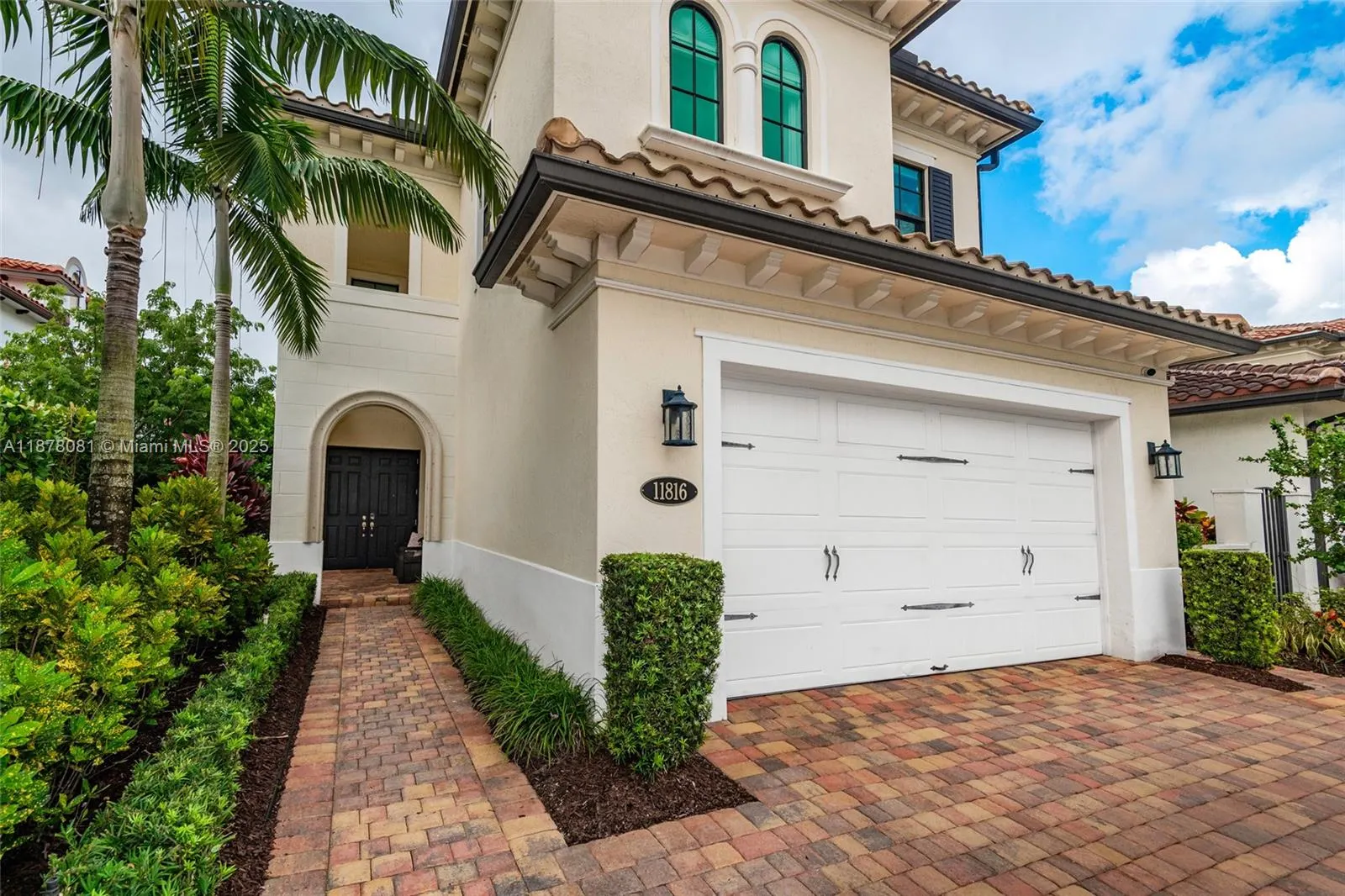 11816 SW 13th Ct