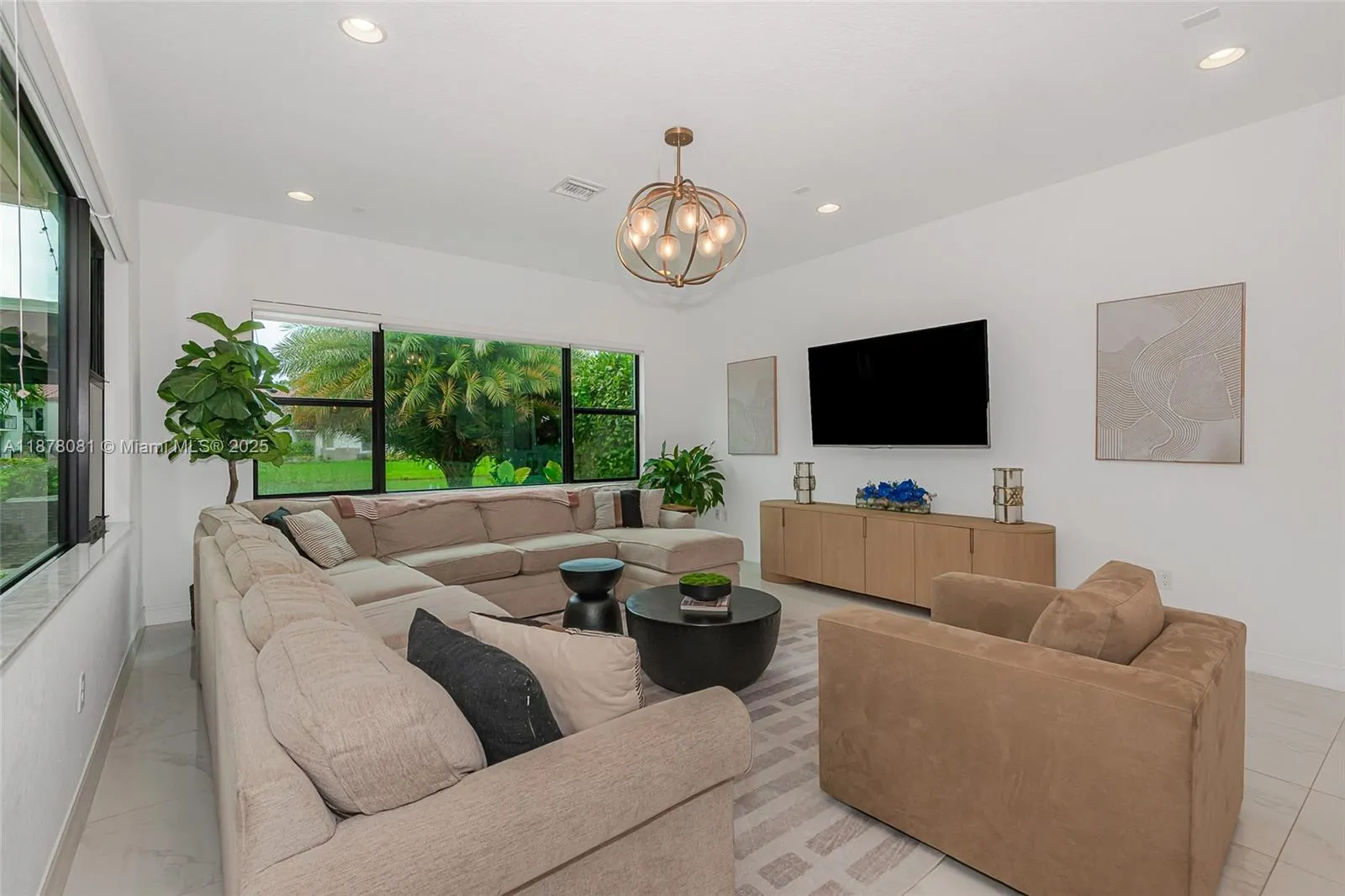11816 SW 13th Ct