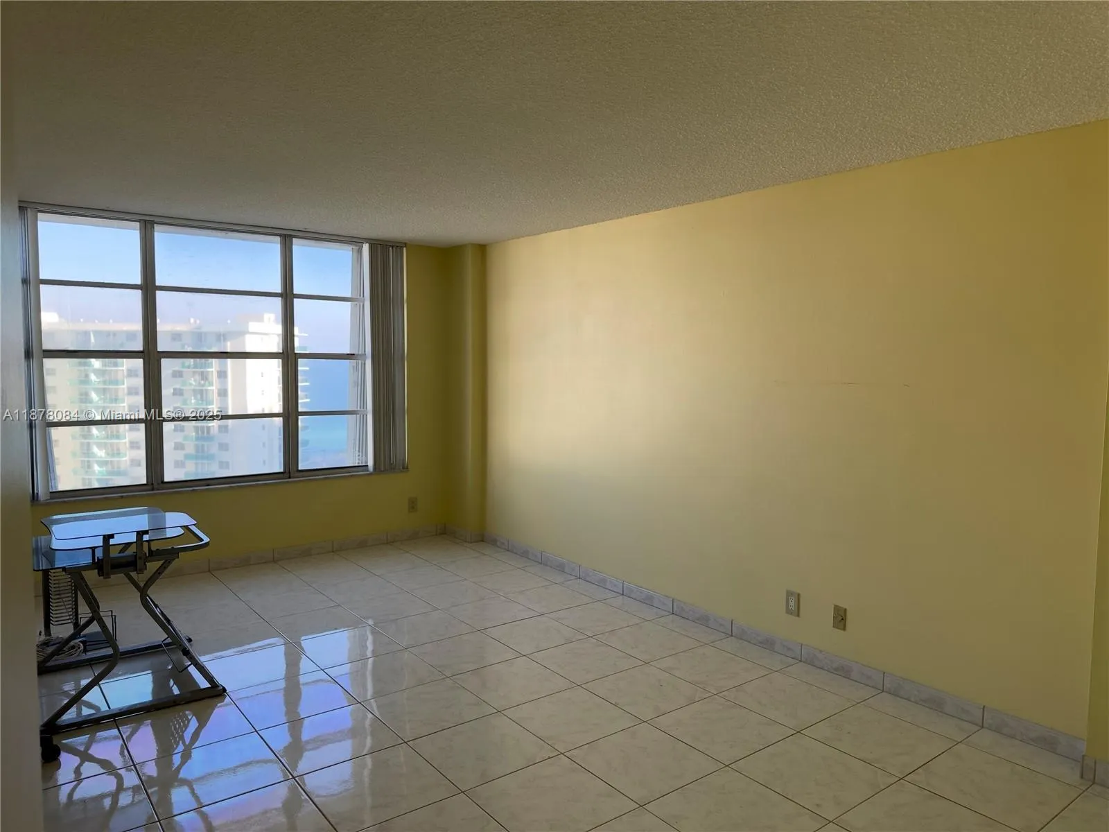 3800 S Ocean Dr, #1518