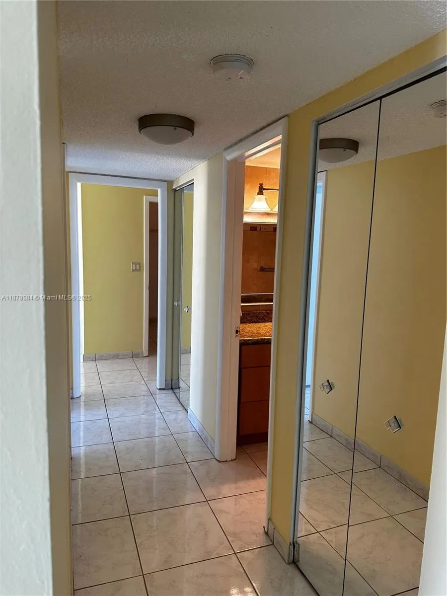 3800 S Ocean Dr, #1518