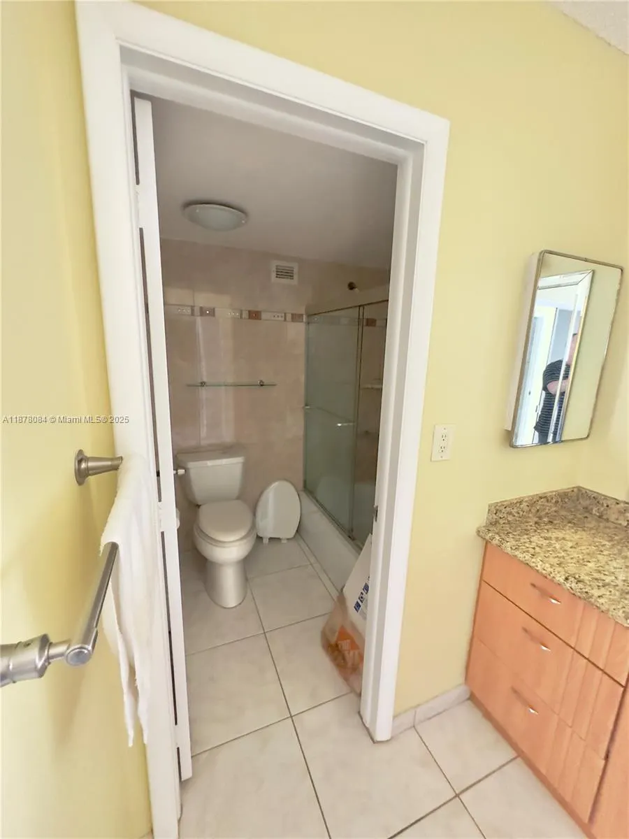 3800 S Ocean Dr, #1518