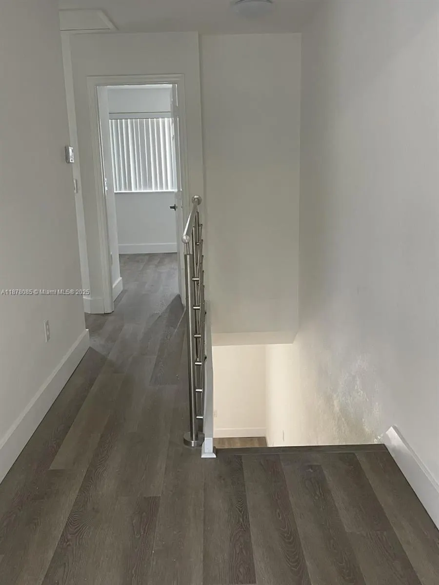 5725 NW 114th Path, #106