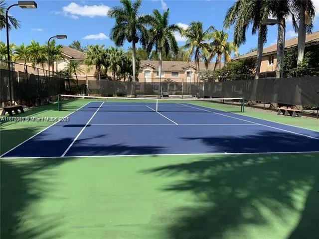 5725 NW 114th Path, #106