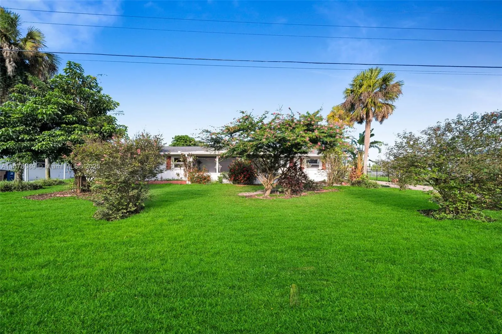 23 Lincoln Ave