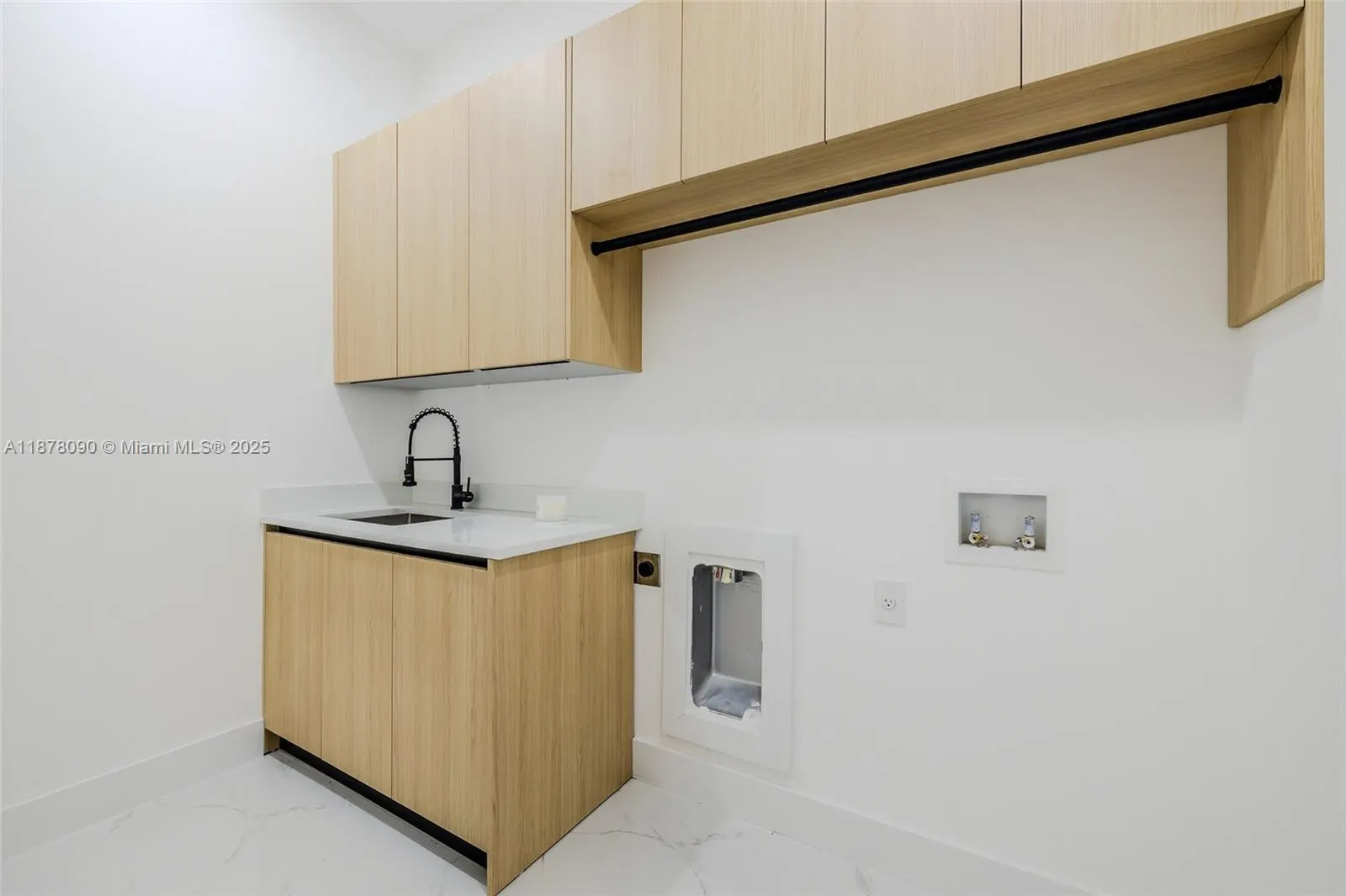 920 SE 5TH TER
