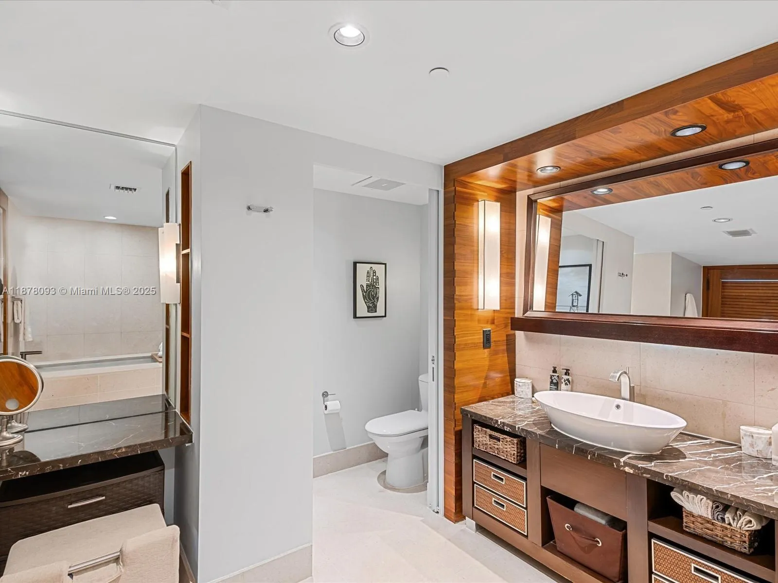 6801 Collins Ave, #716 (deed 708)