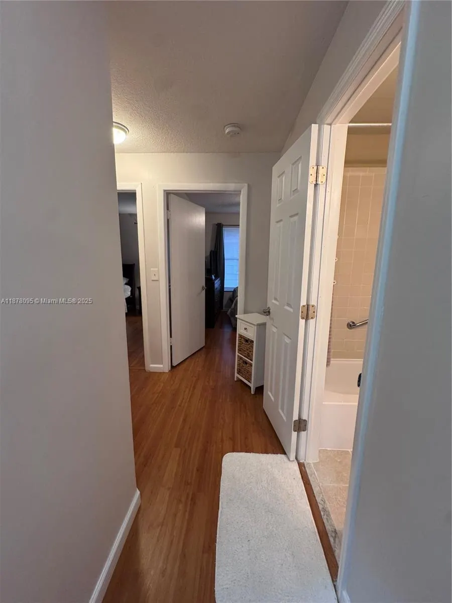 12204 NW 36th Pl