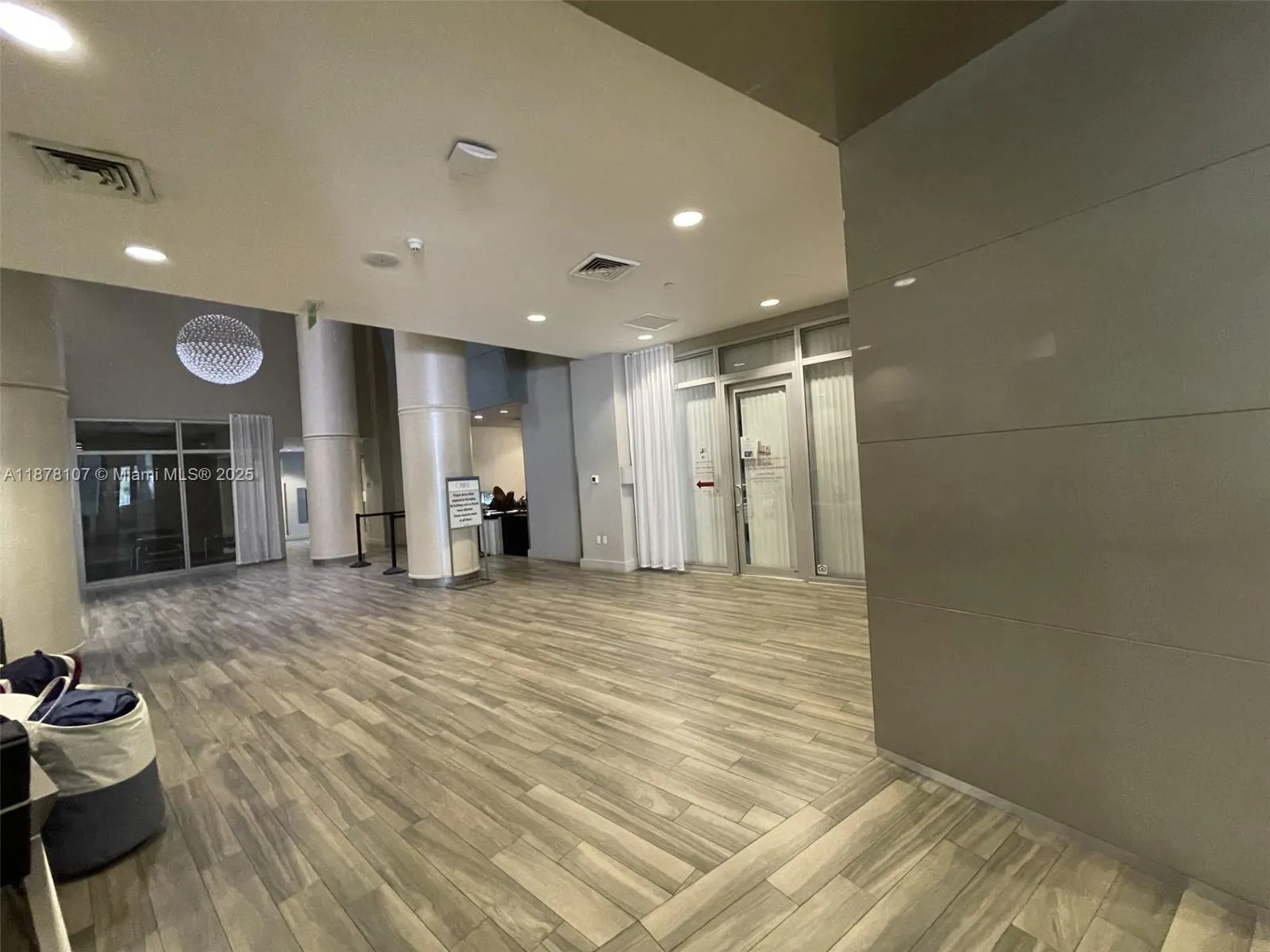 1750 N Bayshore Dr, #2502