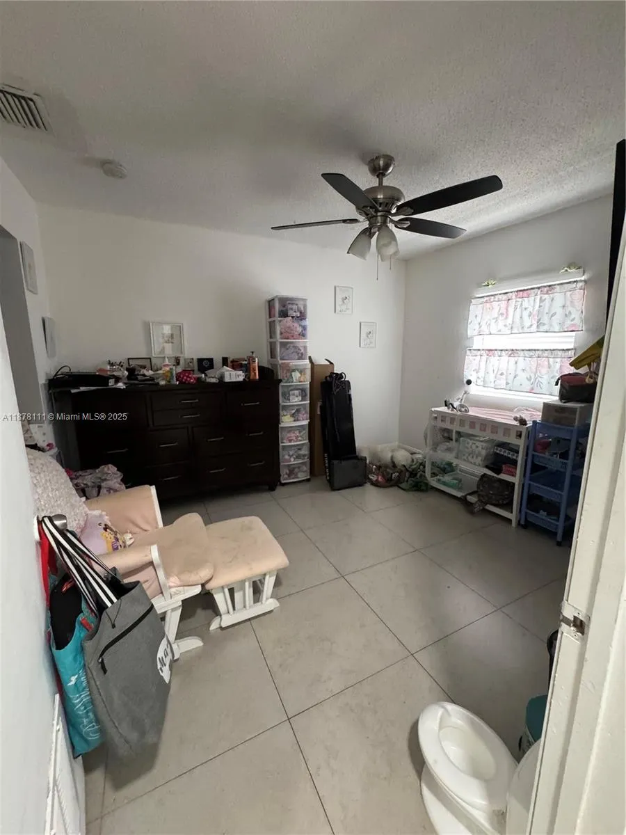 716 SW 11th Ave