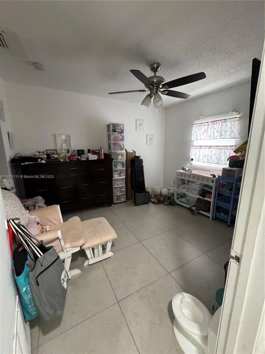 716 SW 11th Ave