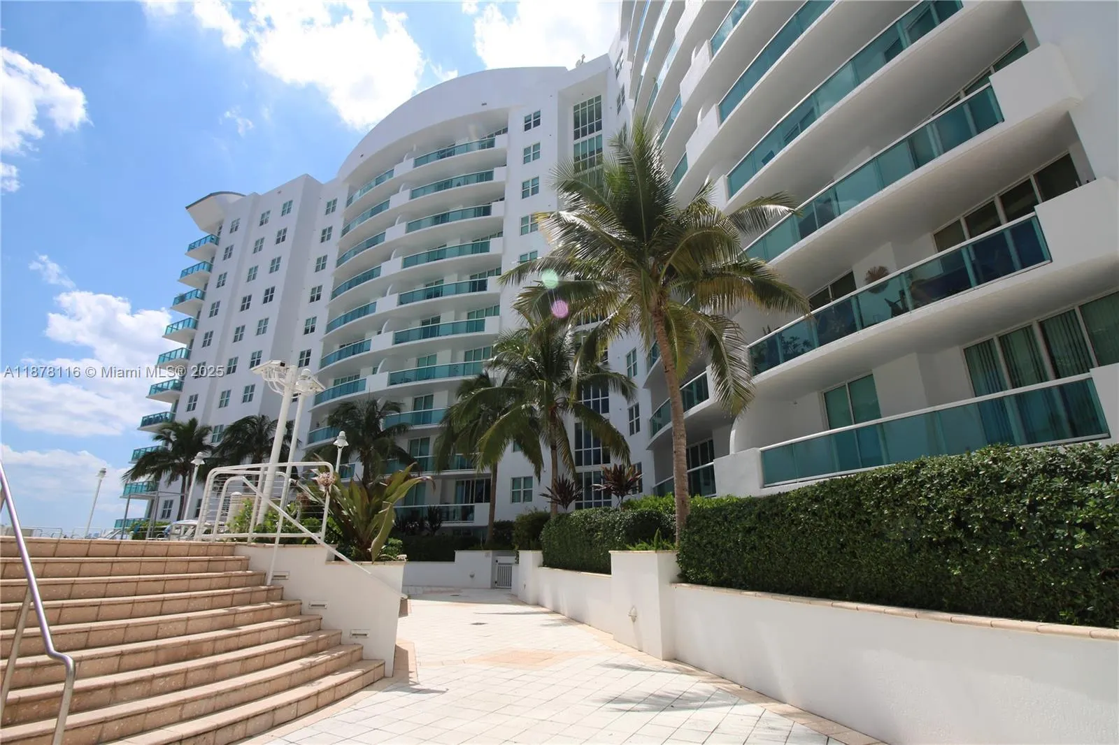 7910 Harbor Island Dr, #1004