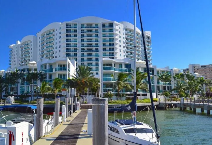 7910 Harbor Island Dr, #1004