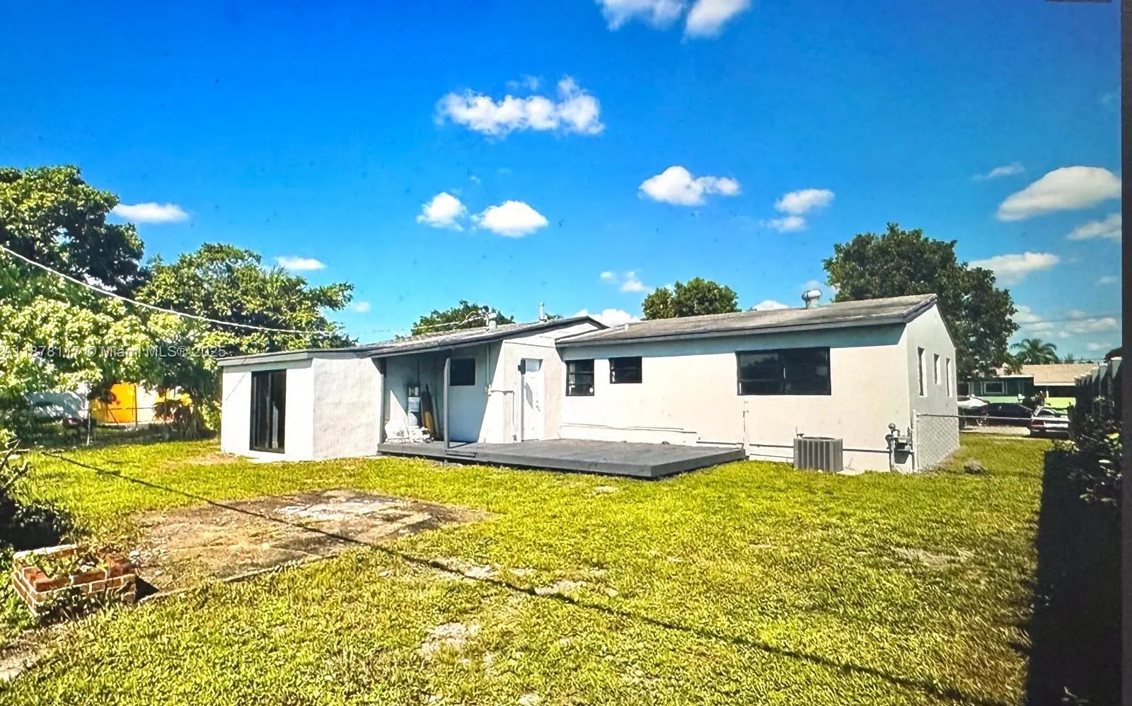 1320 NW 179th St