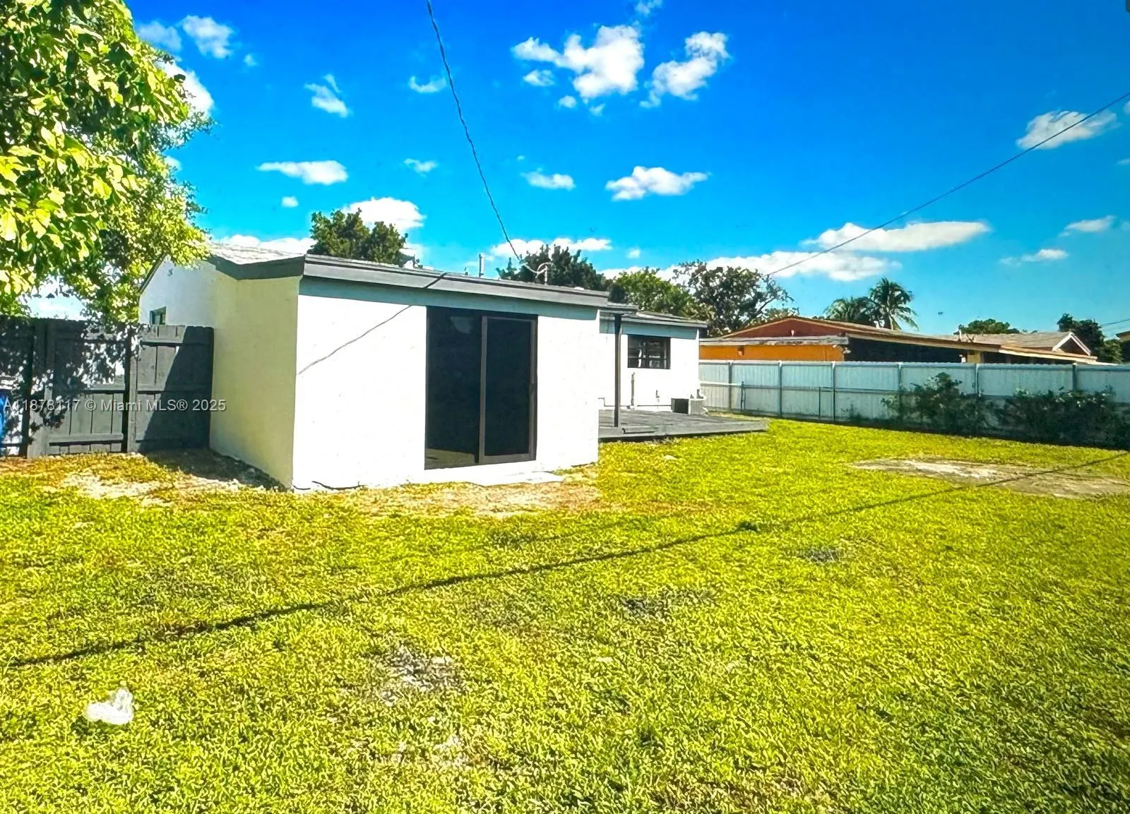 1320 NW 179th St