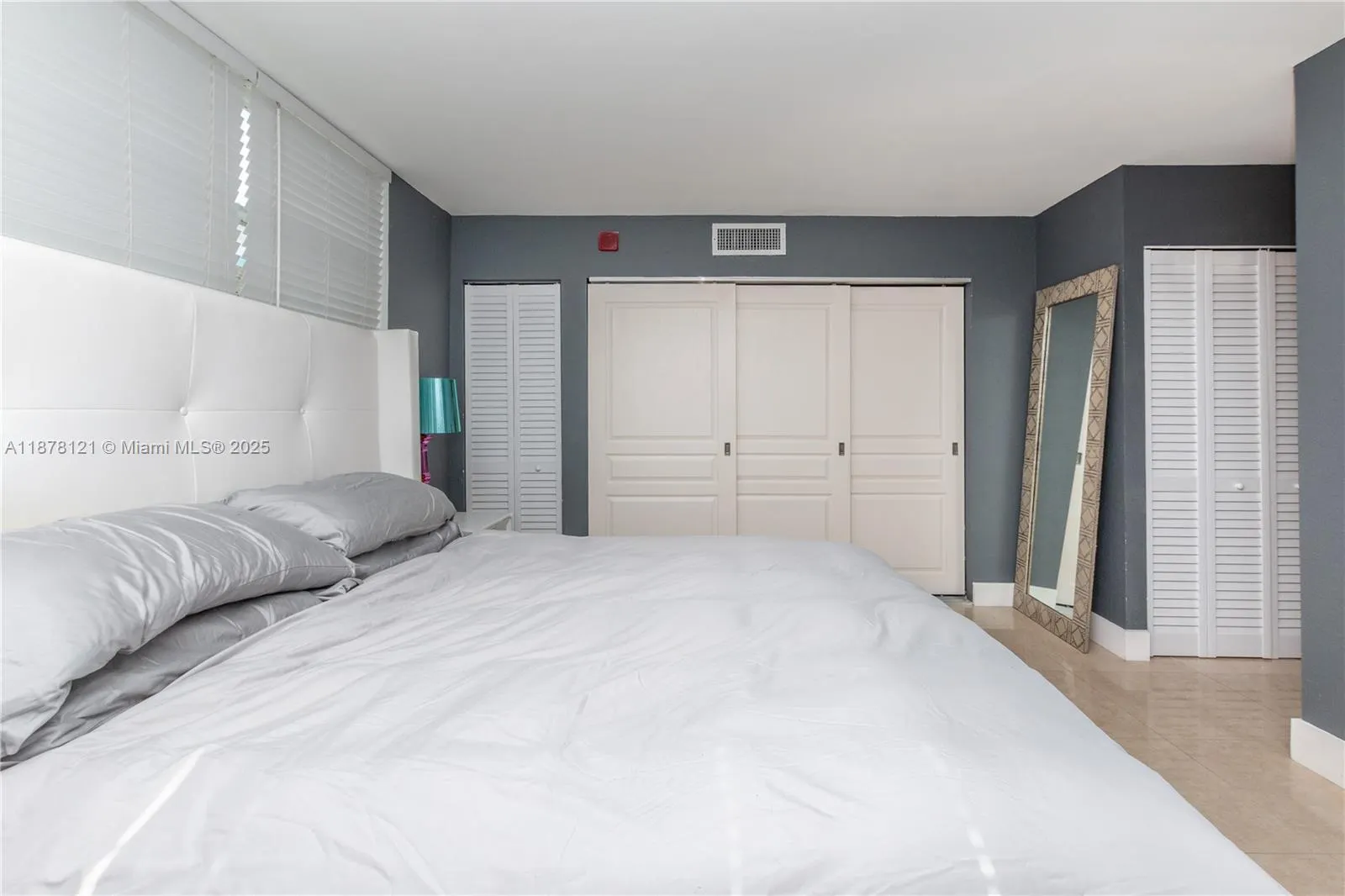 1750 James Ave, #6D