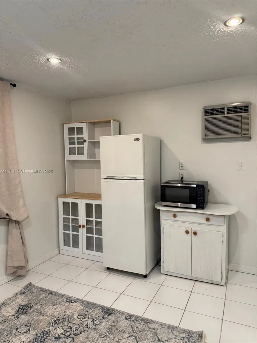 89xx SW 83rd St, #1