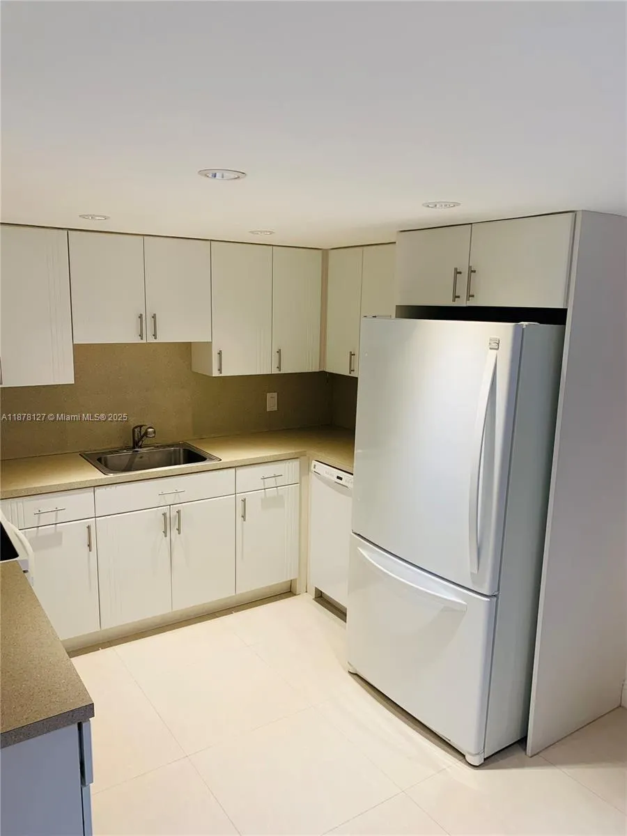 16500 Golf Club Rd, #101