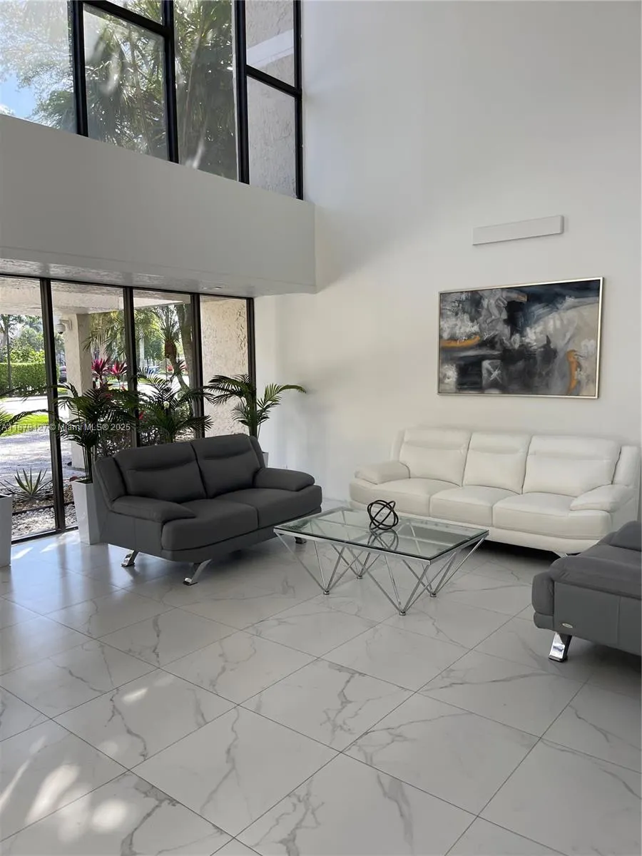 16500 Golf Club Rd, #101