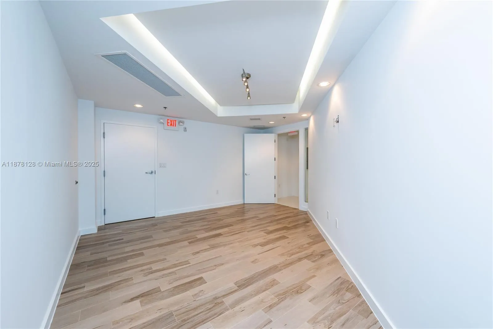 40 SW 13 Street, #902