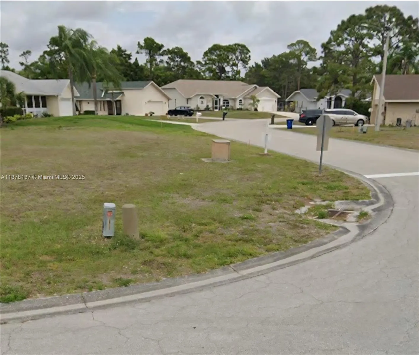 6414 Ben Hogan Circle