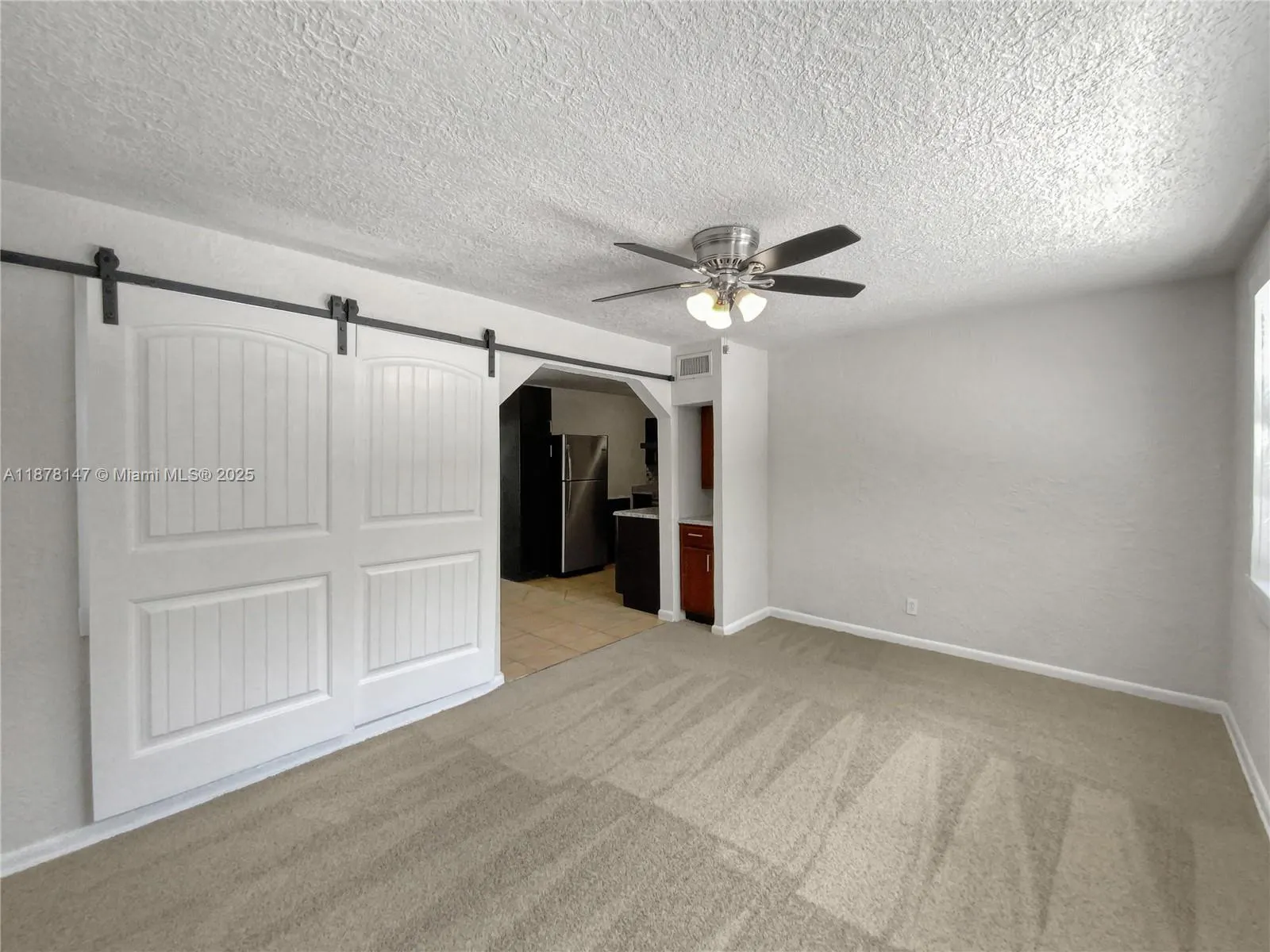 5334 Mays Dr