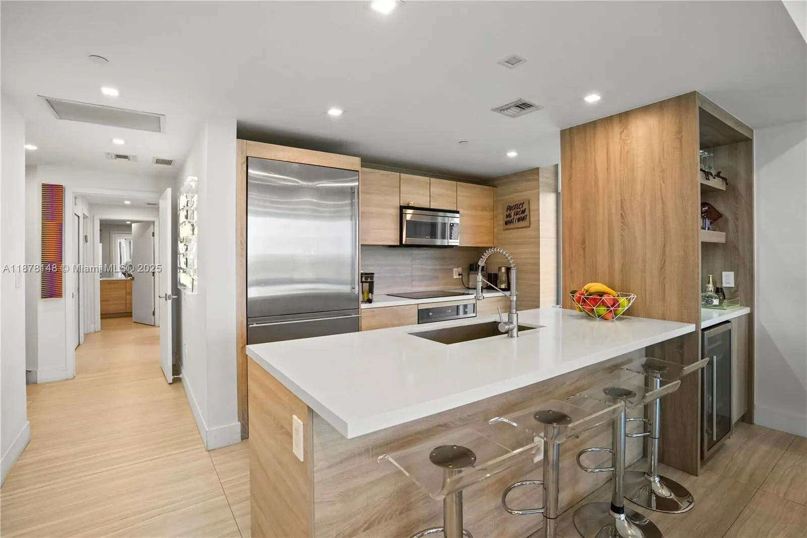 16385 Biscayne Blvd, #1601
