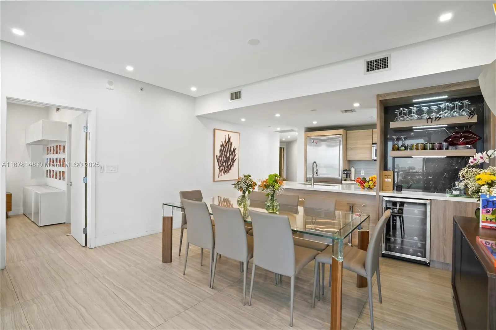 16385 Biscayne Blvd, #1601
