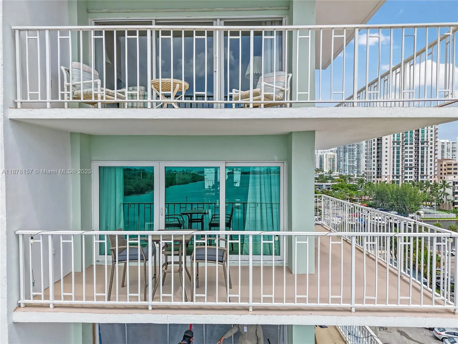 500 Bayview Dr, #732