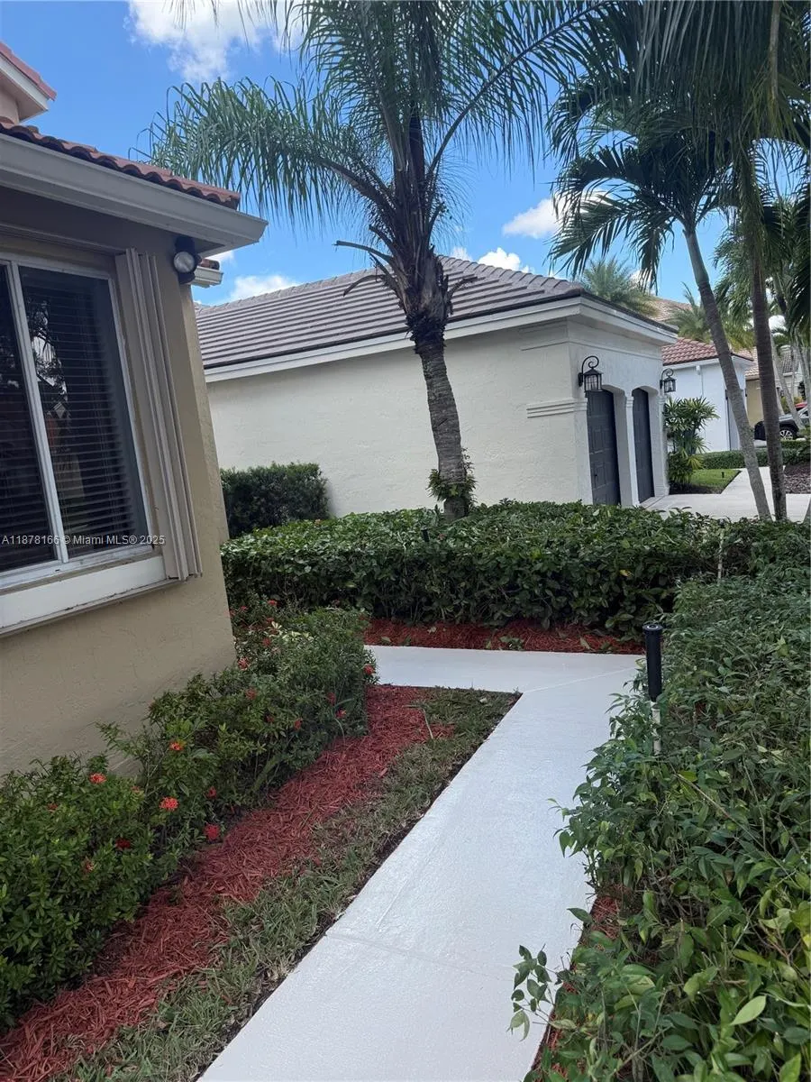 1288 Camellia Cir, #1
