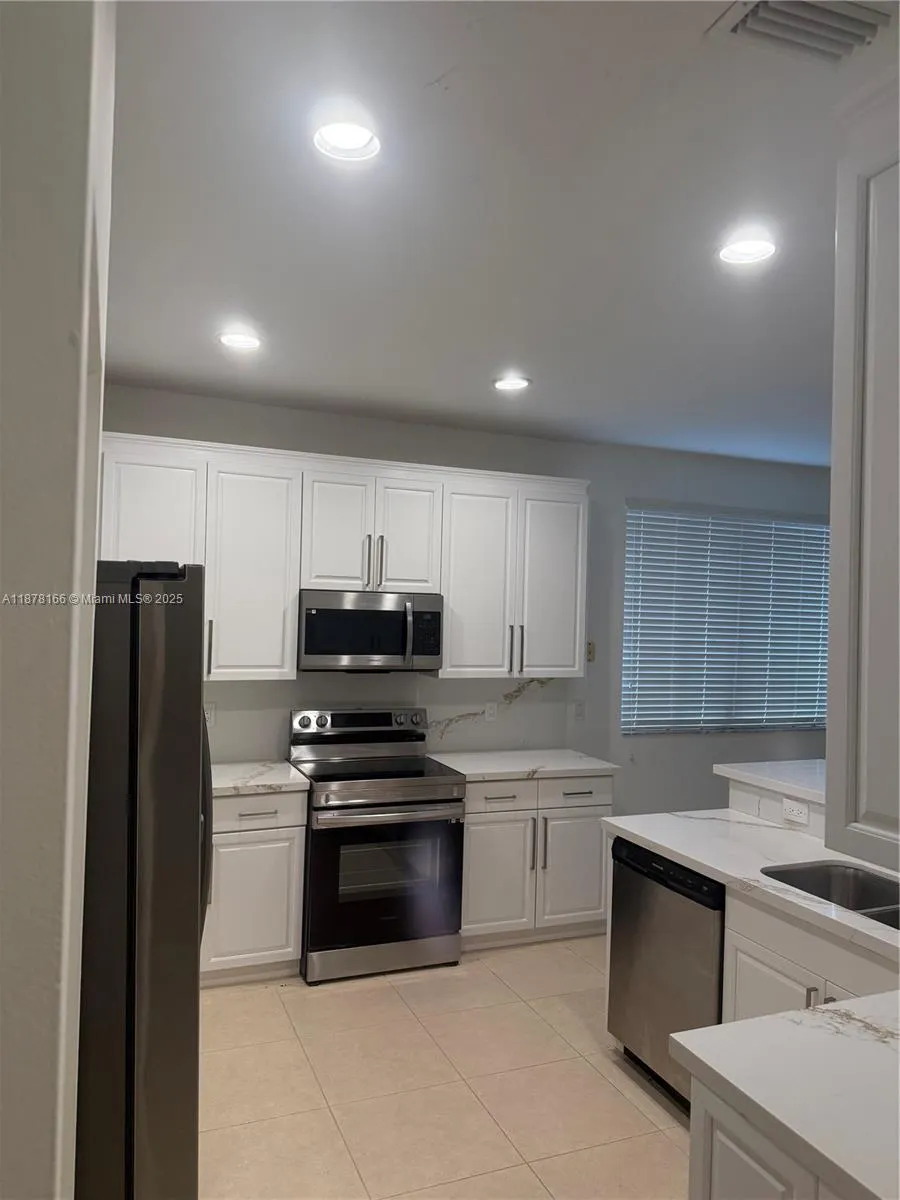 1288 Camellia Cir, #1
