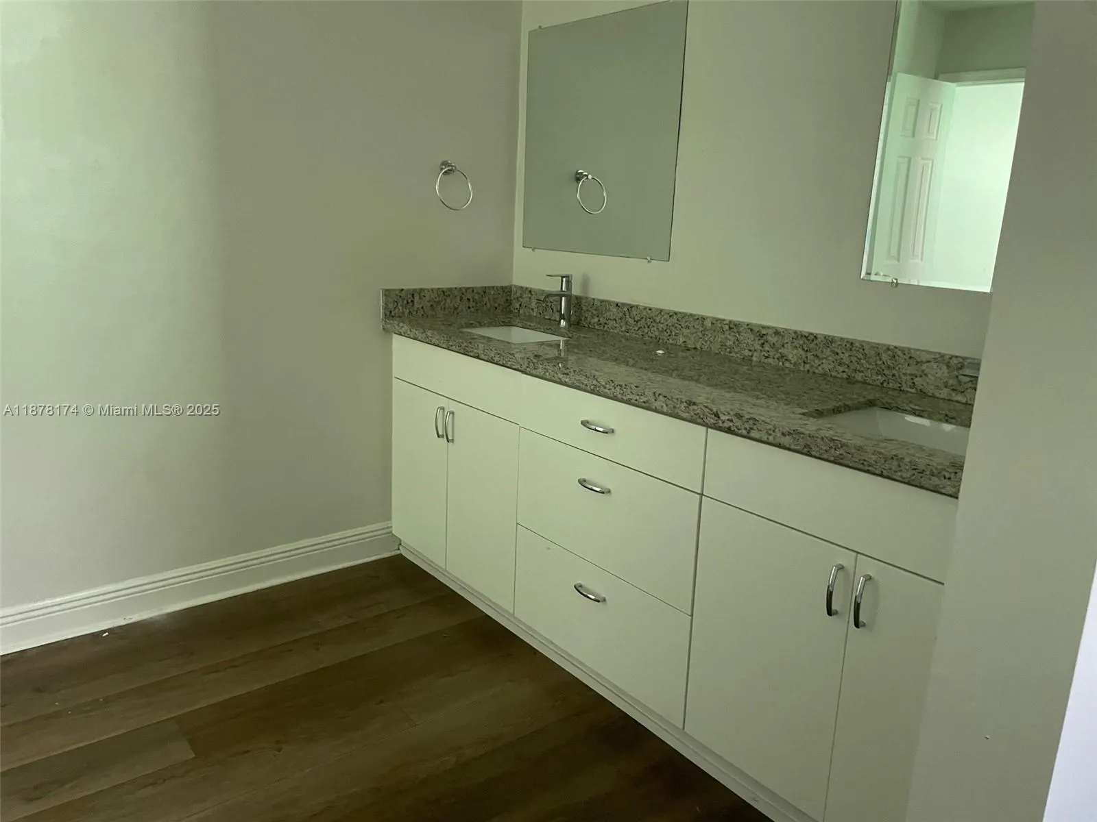 2747 SW 25th Ter, #2747