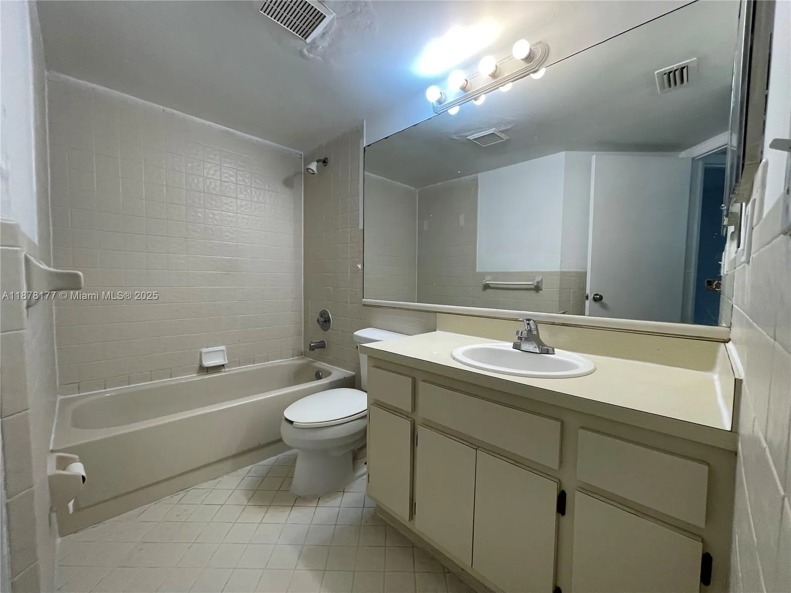 2390 Coral Springs Dr, #2390
