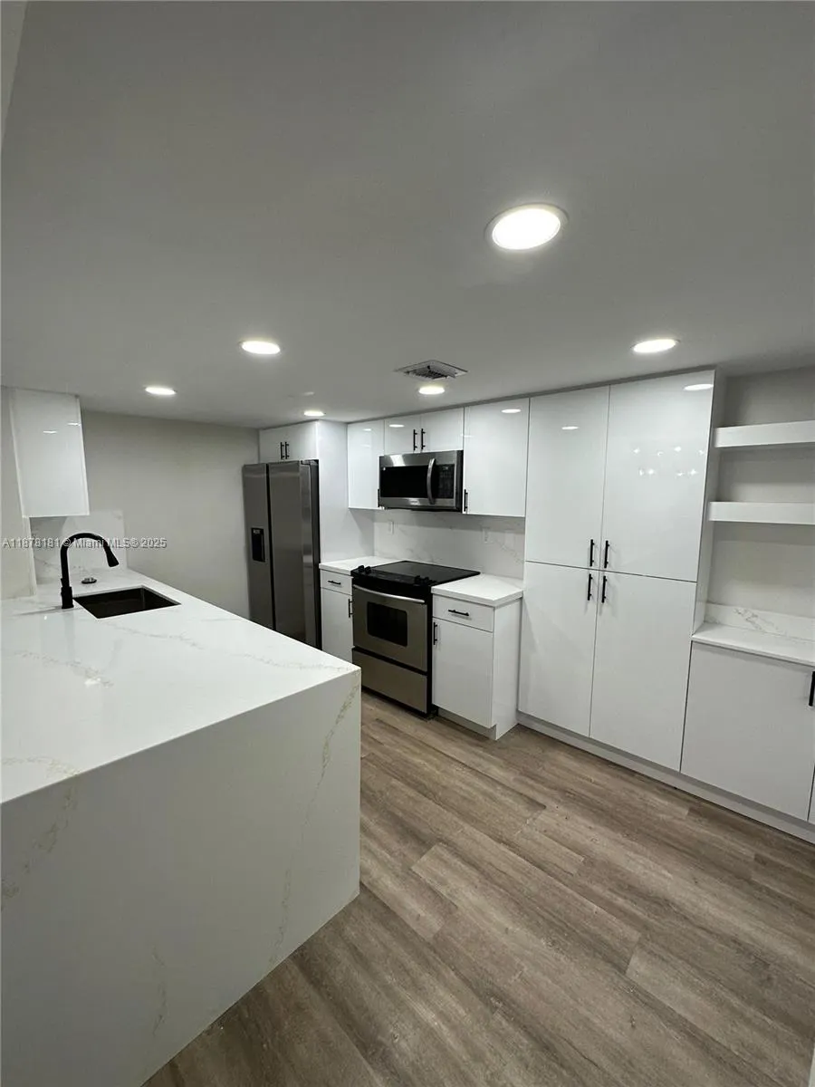 9735 NW 49th Ter, #414