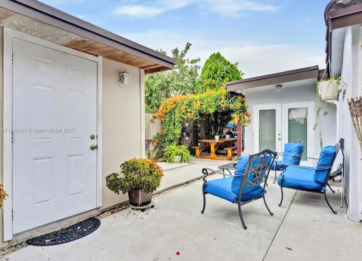 14214 SW 53rd St, #14214