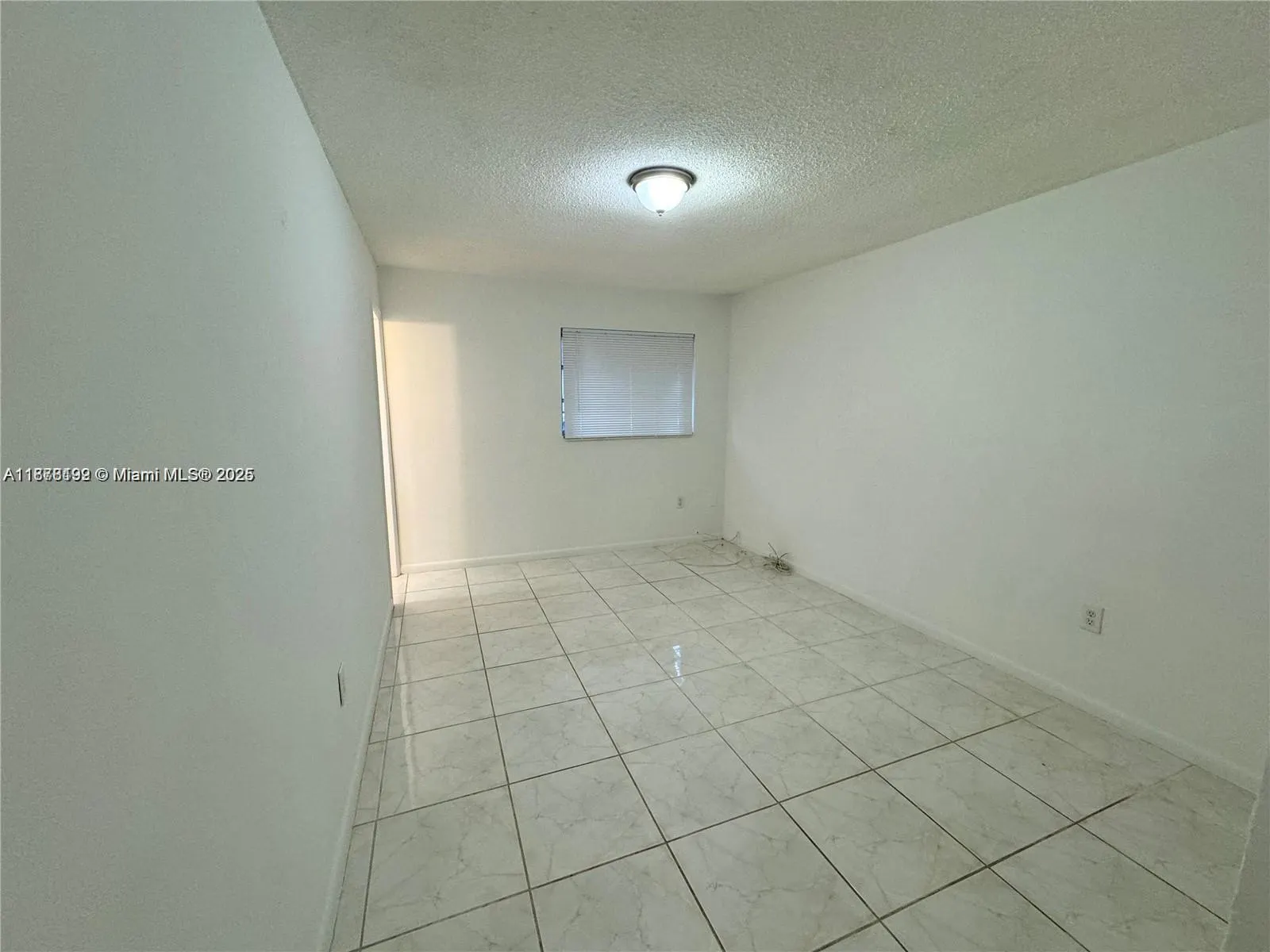 2005 Jefferson St, #205