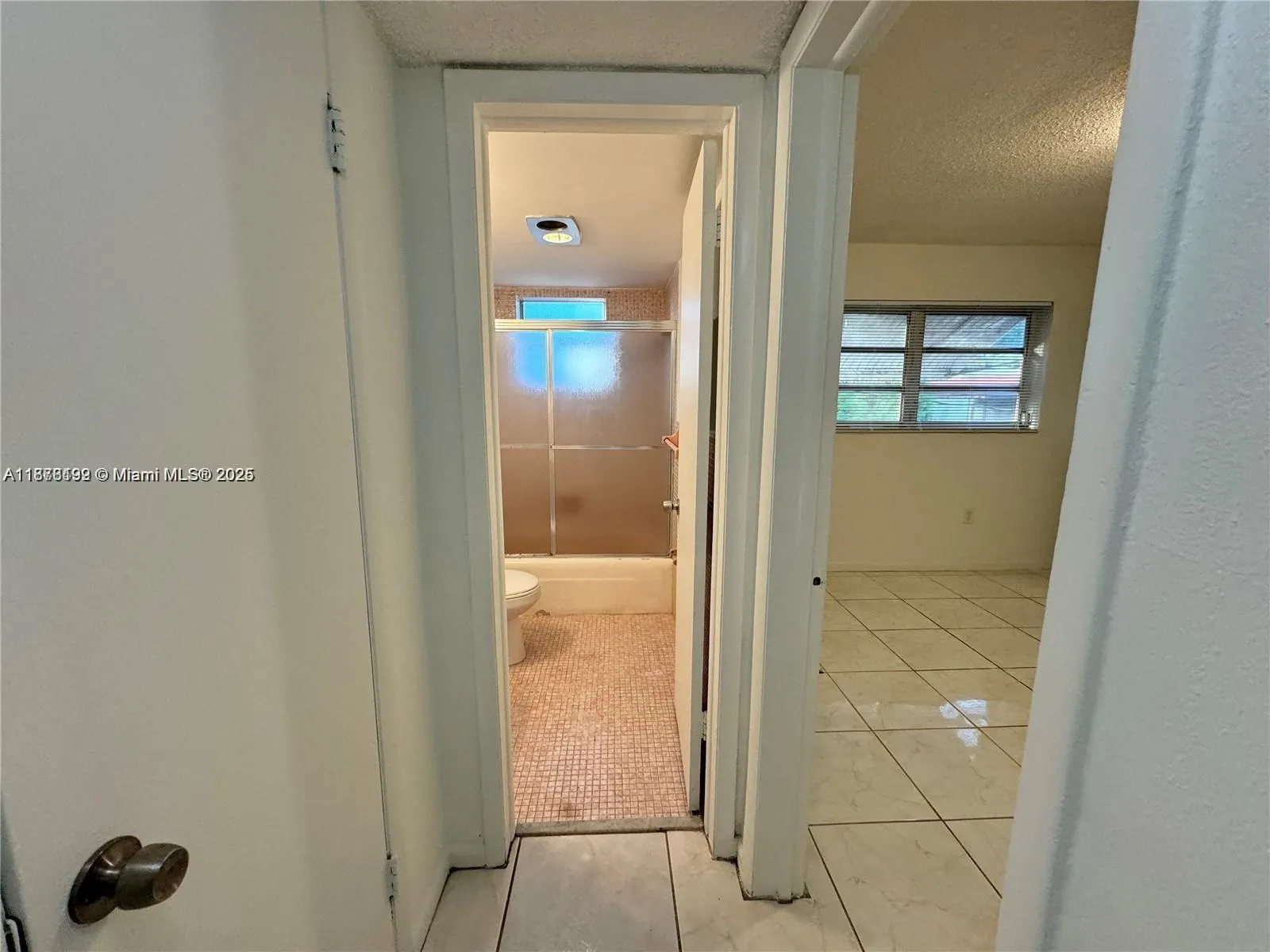 2005 Jefferson St, #205