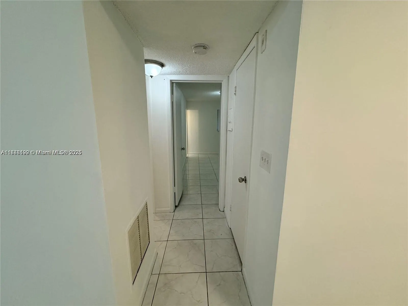 2005 Jefferson St, #205